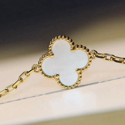 [Valéa jewellery]CLOVER 20 MOTIFS WHITE MOP NECKLACE