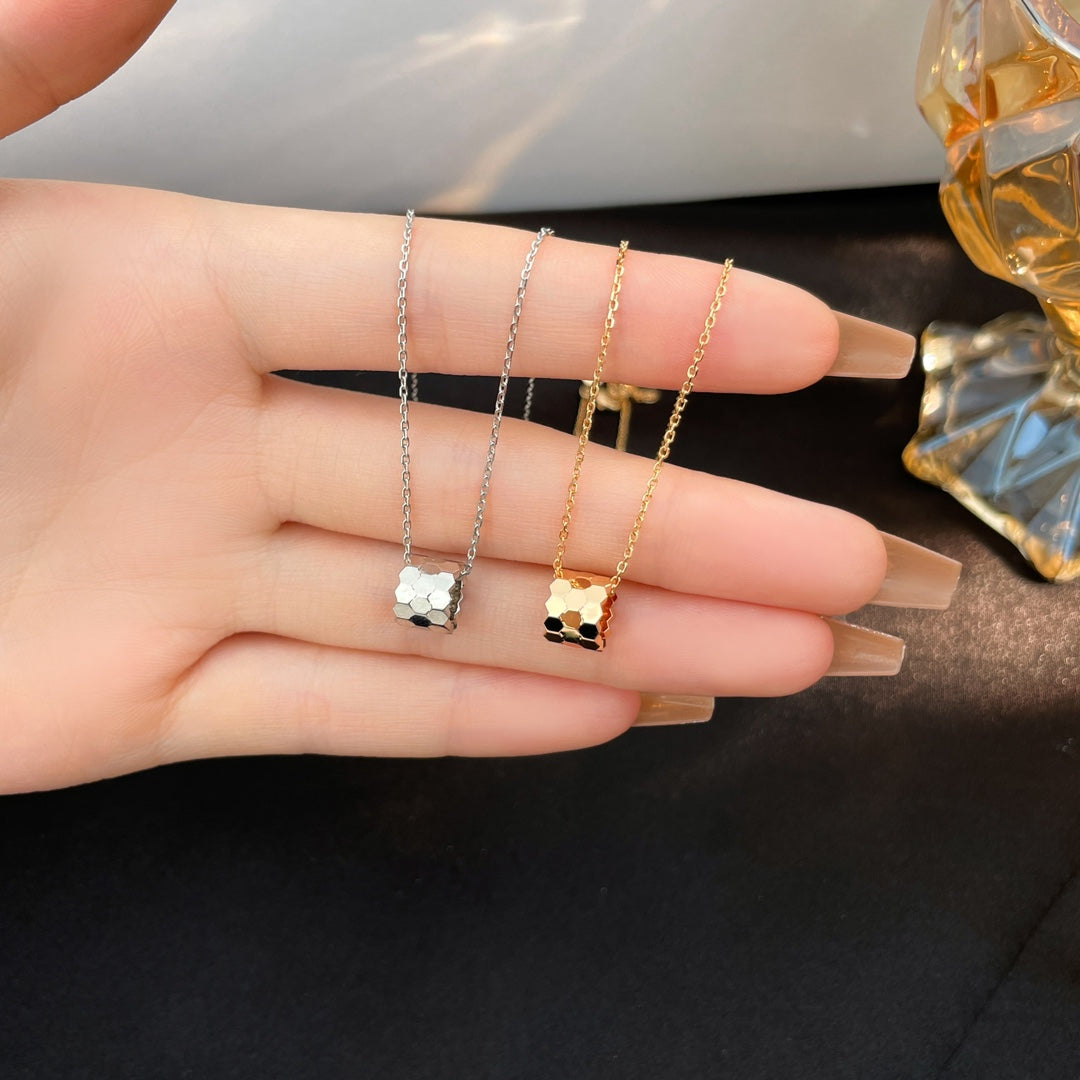 [Valéa jewellery]BEE MINI NECKLACE