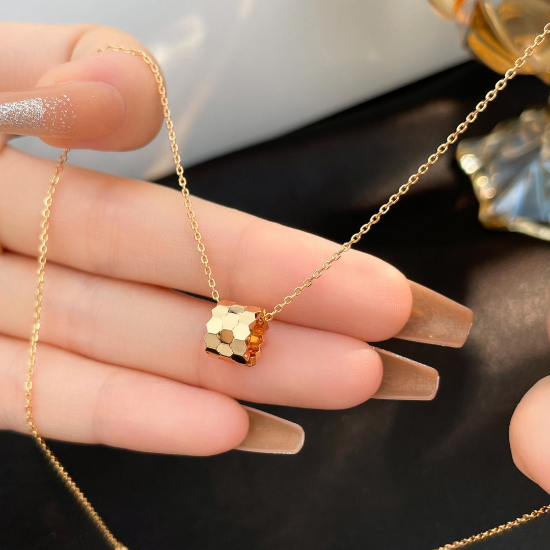 [Valéa jewellery]BEE MINI NECKLACE