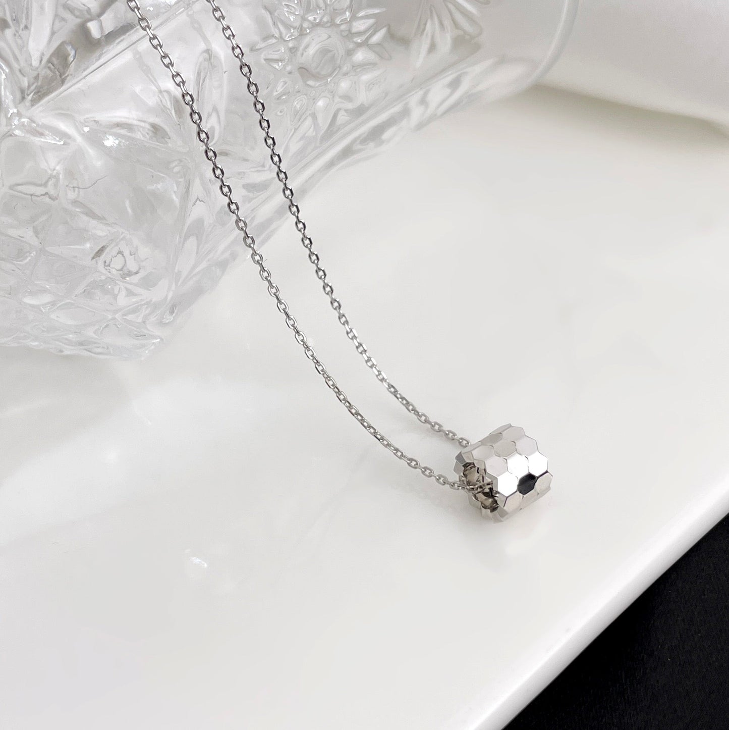 [Valéa jewellery]BEE MINI NECKLACE