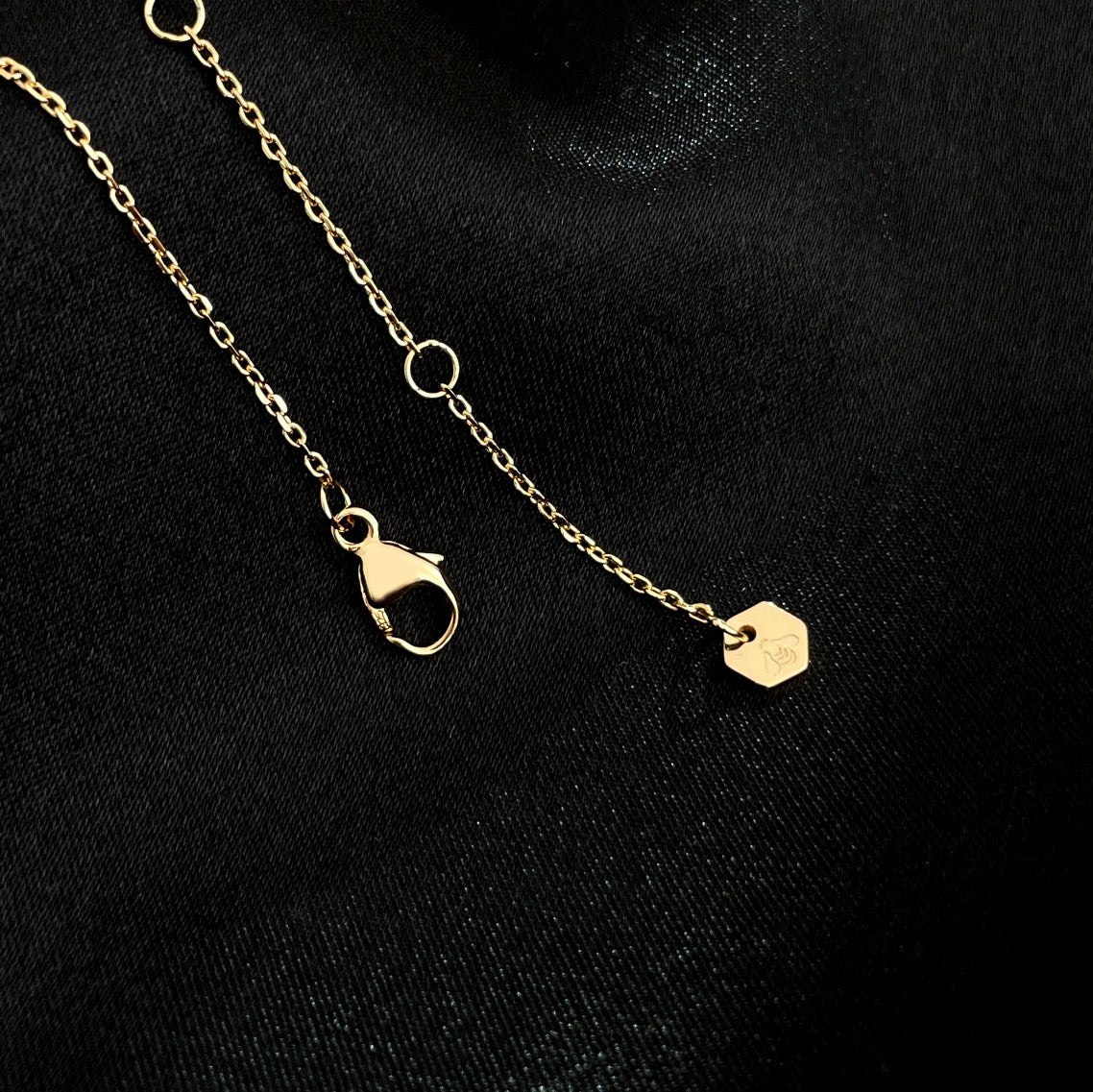 [Valéa jewellery]BEE MINI NECKLACE