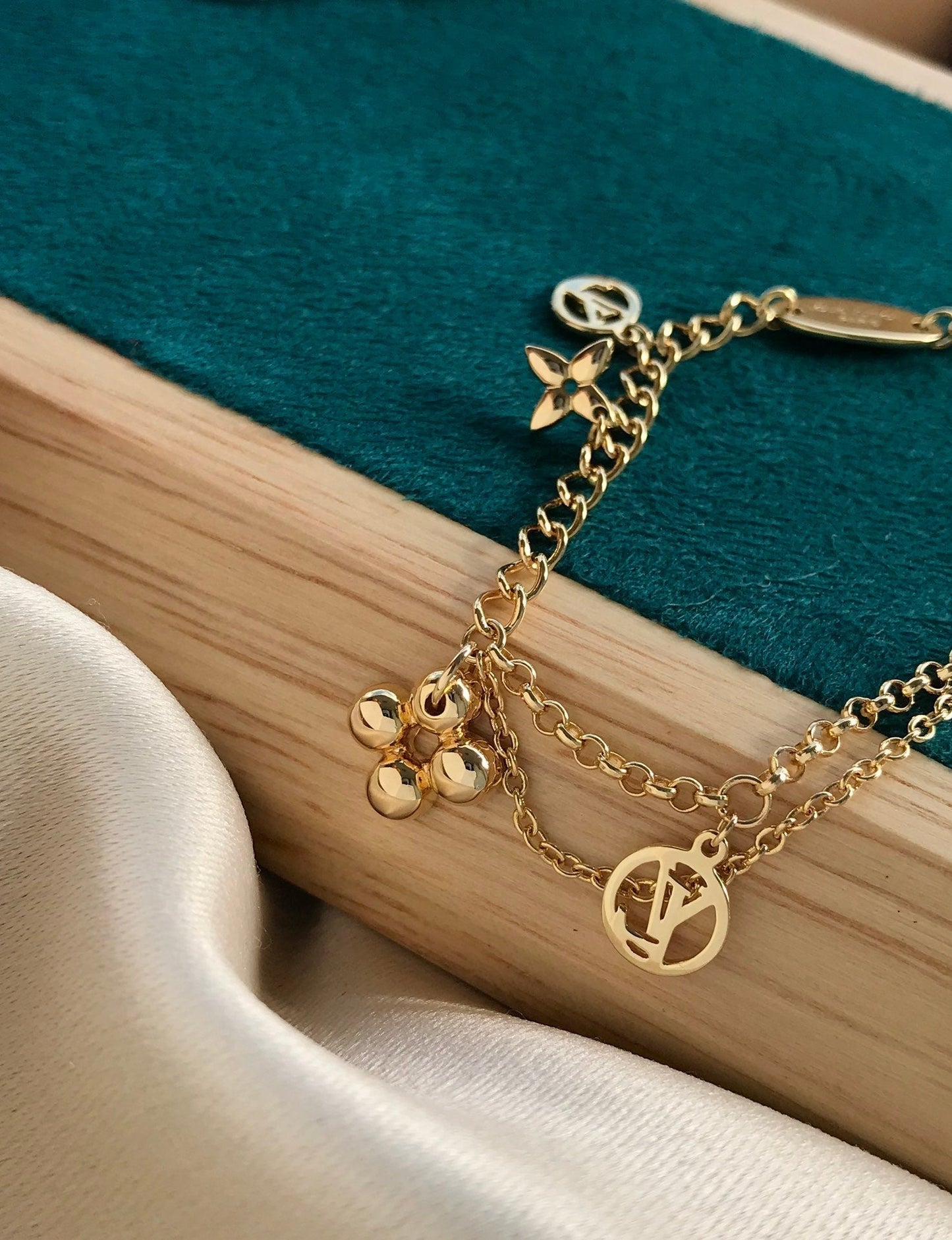 [Valéa jewellery]BLOOMING PINK GOLD MOP BRACELET