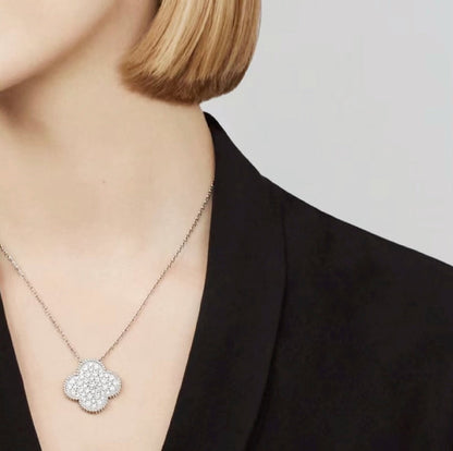 [Valéa jewellery]CLOVER 25MM LARGE PENDANT DIAMOND PAVED SILVER NECKLACE