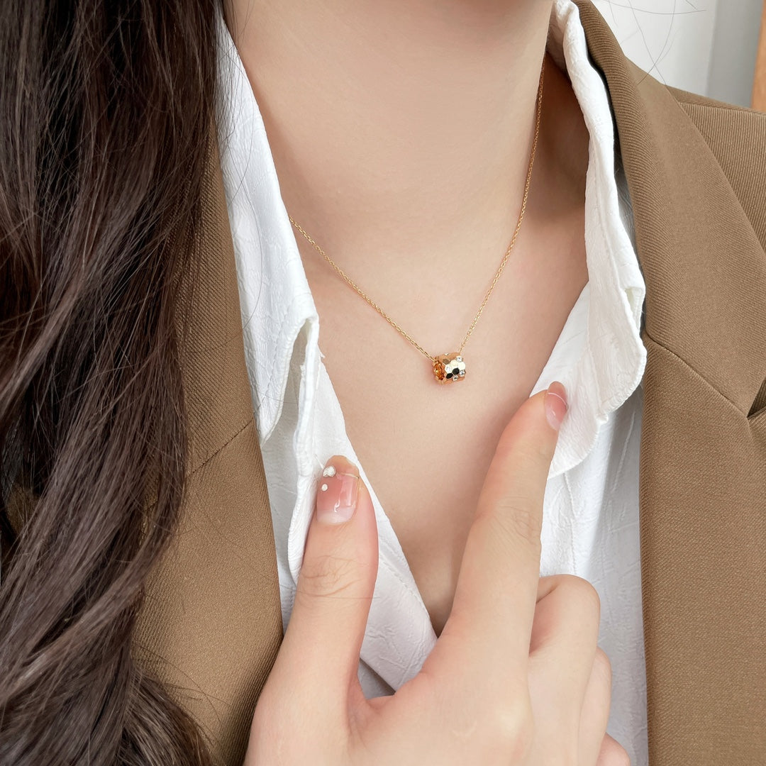 [Valéa jewellery]BEE MINI PEDANT DIAMOND NECKLACE