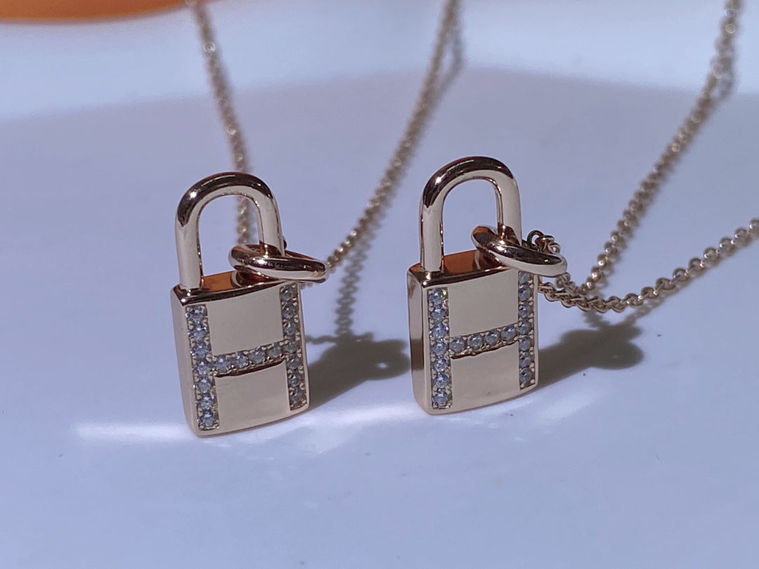[Valéa jewellery]HM ADVANCED NICHE LOCK HEAD NECKLACE DIAMONDS