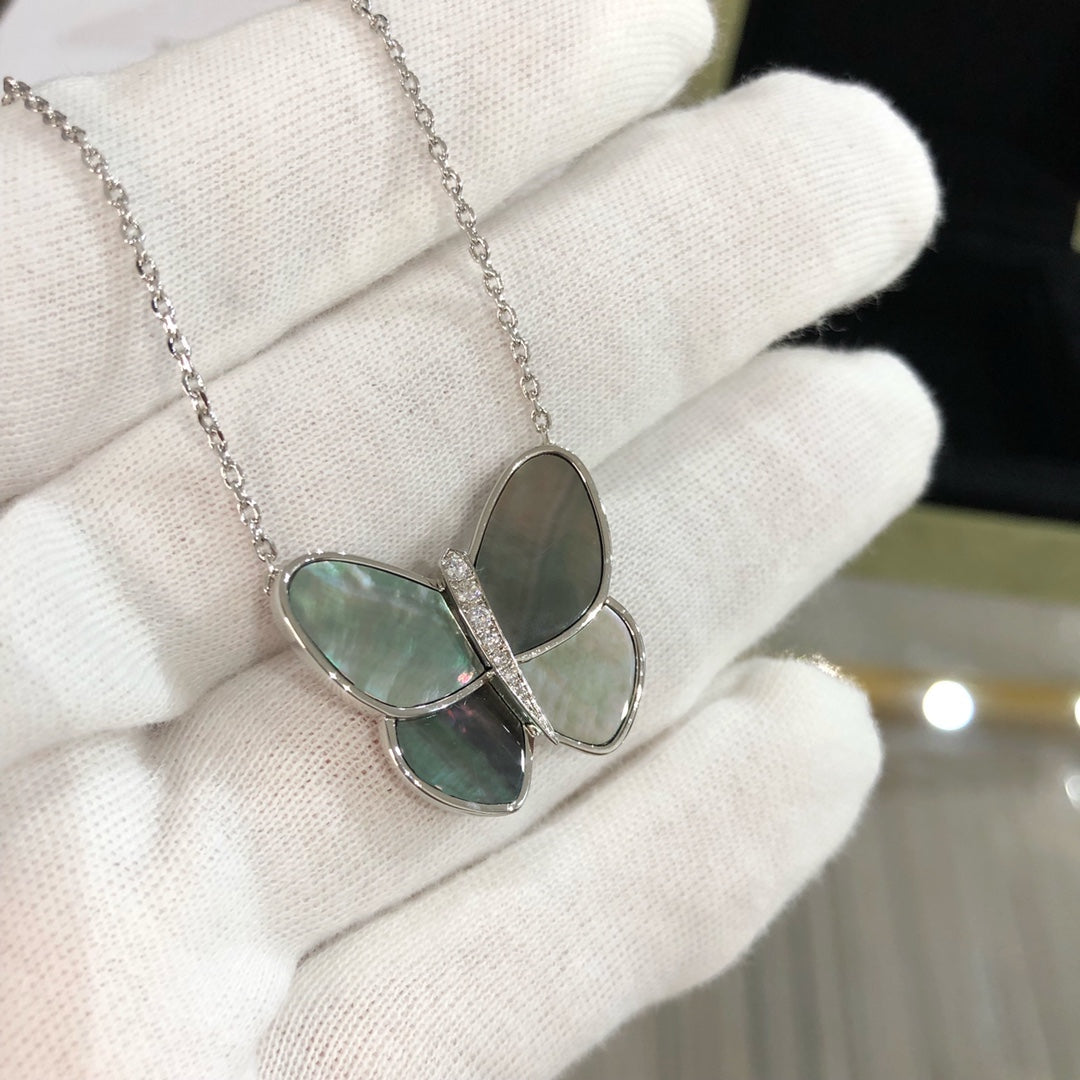 [Valéa jewellery]LARGE BUTTERFLY SILVER PENDANT DIAMOND NECKLACE