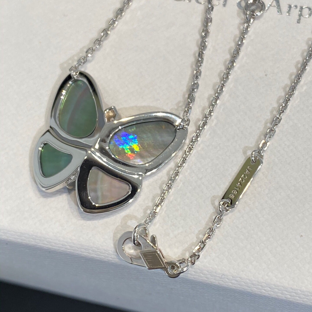 [Valéa jewellery]LARGE BUTTERFLY SILVER PENDANT DIAMOND NECKLACE